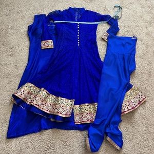 Traditional Indian Salwar kameez in a beautiful deep blue beautiful handmade!